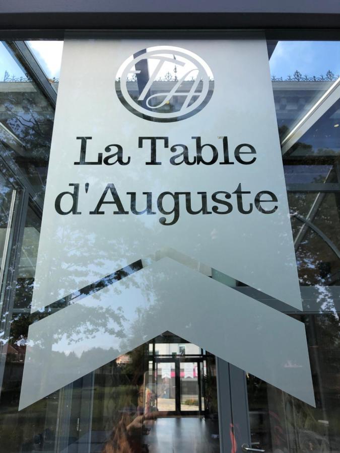 Hotel La Table D'Auguste Dour Esterno foto